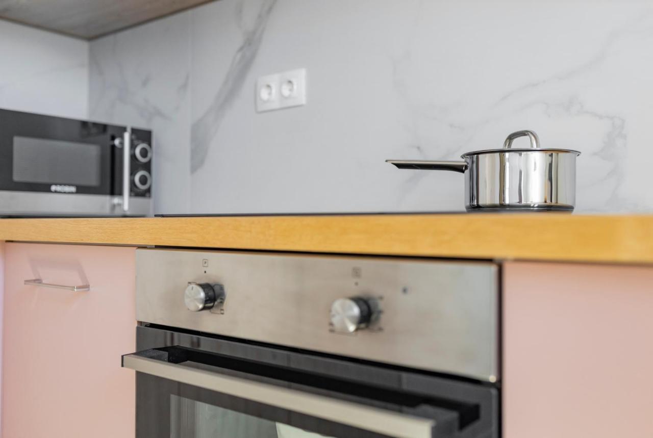 Honeybee Apartment Atenas Exterior foto